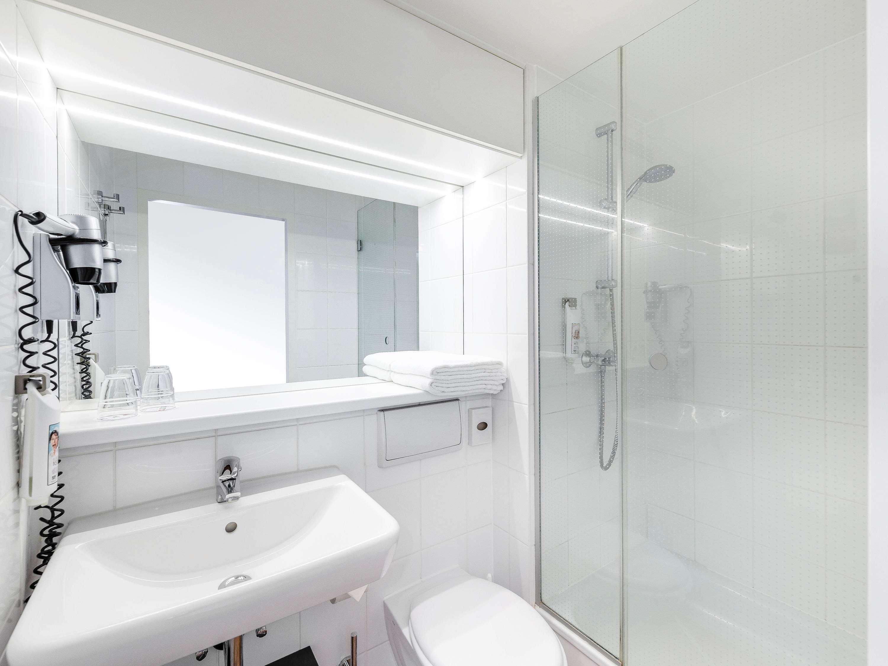 Ibis Hotel Frankfurt Messe West Франкфурт-на-Майне Экстерьер фото