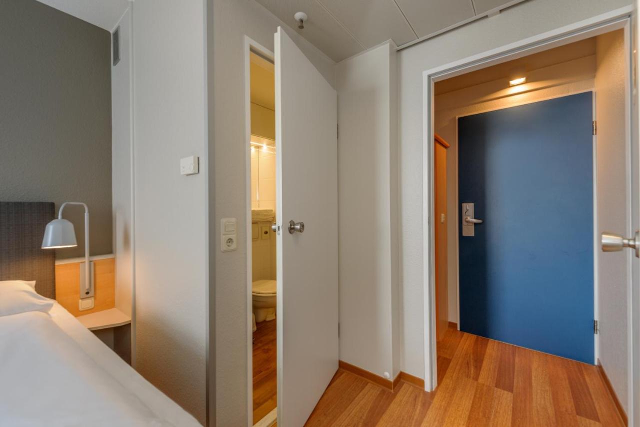 Ibis Hotel Frankfurt Messe West Франкфурт-на-Майне Экстерьер фото